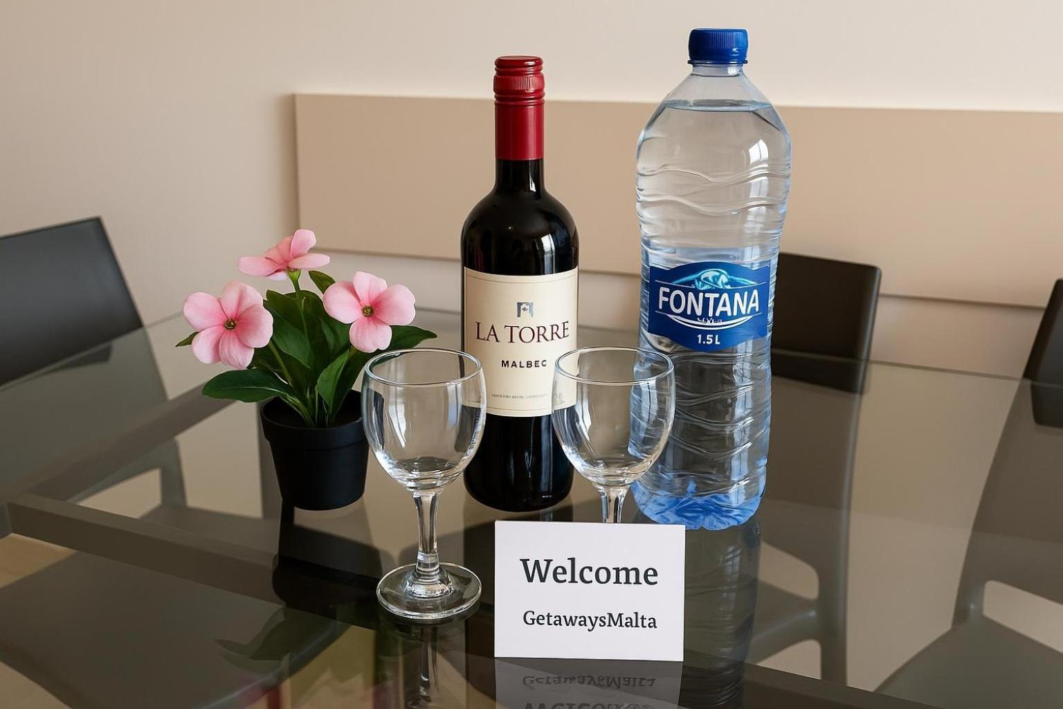 Islet Promenade Seafront 1 Bedroom Apartment With Sea View Balcony By Getawaysmalta St. Paul's Bay Luaran gambar